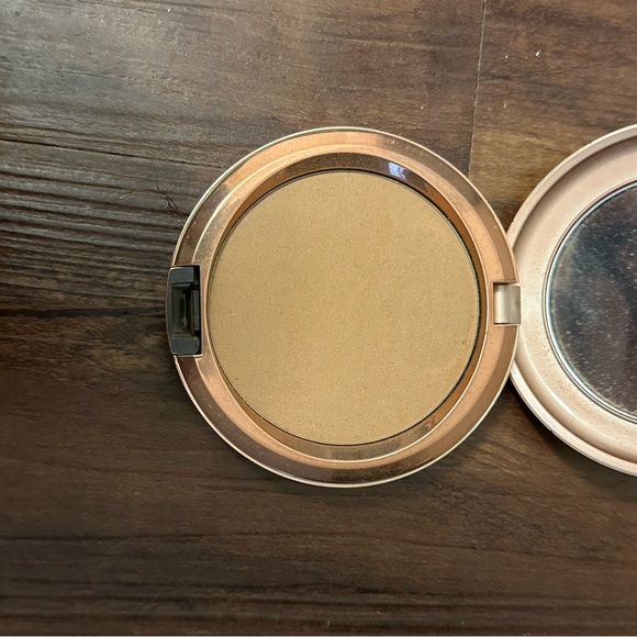 Mac Cosmetics Beige-ing Bronze bronzer - Picture 2 of 3